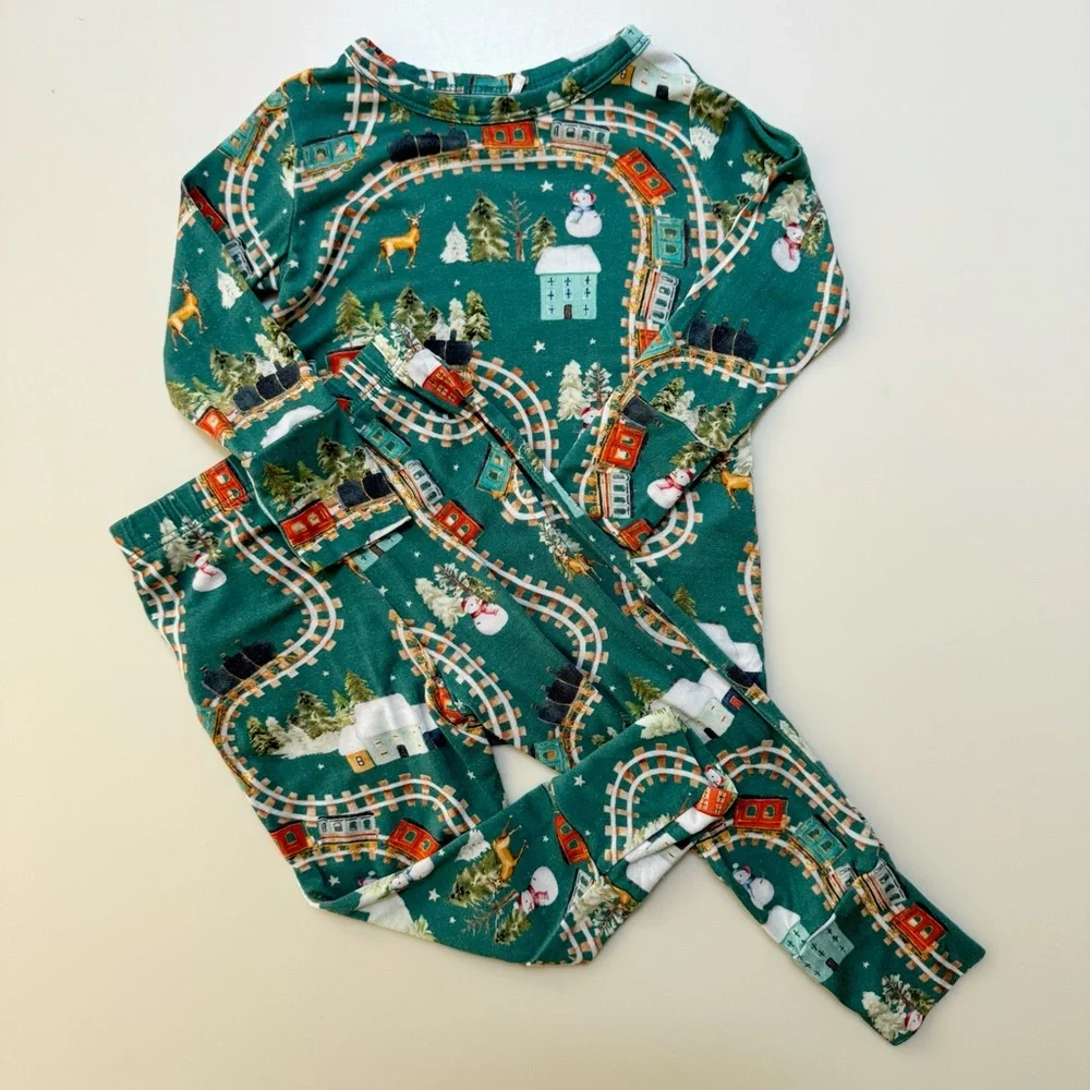 Posh Peanut Bamboo Wyatt Snowman Holiday Train Pajamas, Size 12-18m